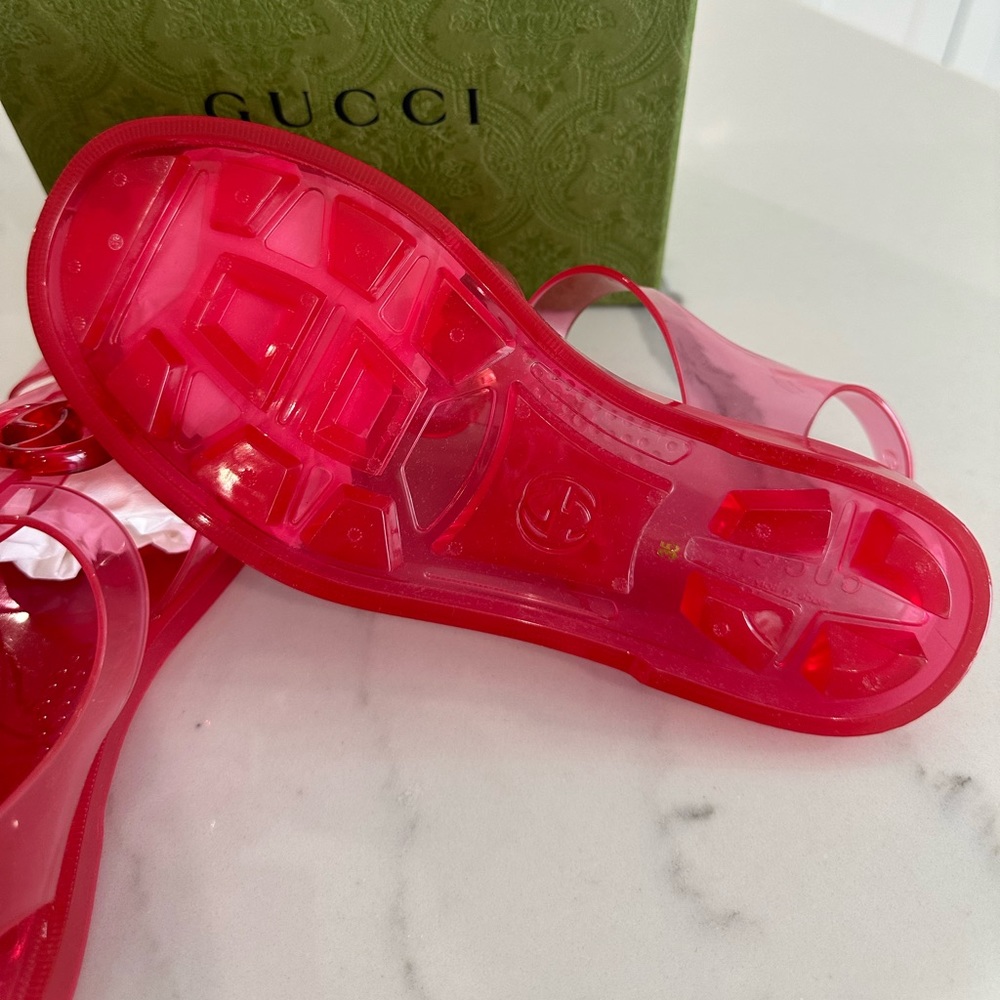 Gucci GG Rubber Sandals - Picture 6 of 9